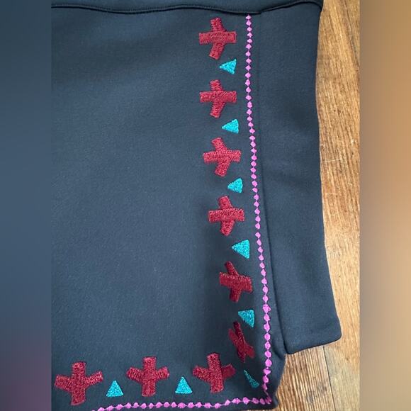 Chloe Oliver Embroidered Mini Skirt with Drawstring, Black, Neoprene, Sz Small - Picture 3 of 8